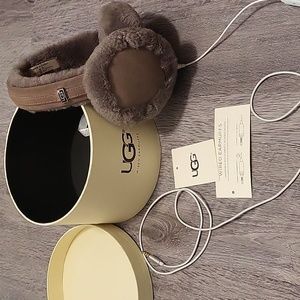 UGG Wired Earmuffs grey shearling sheepskin